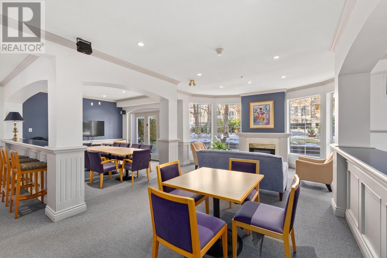 Listing Picture 24 of 36 : 220 5835 HAMPTON PLACE, Vancouver / 溫哥華 - 魯藝地產 Yvonne Lu Group - MLS Medallion Club Member