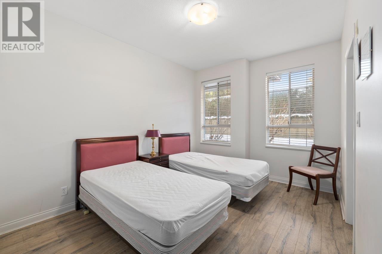 Listing Picture 32 of 36 : 220 5835 HAMPTON PLACE, Vancouver / 溫哥華 - 魯藝地產 Yvonne Lu Group - MLS Medallion Club Member