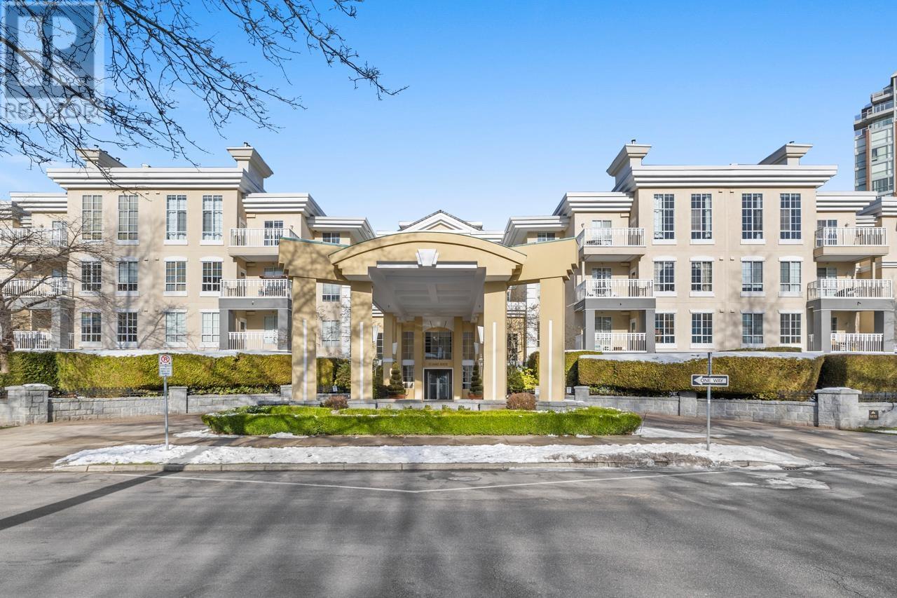 Listing Picture 34 of 36 : 220 5835 HAMPTON PLACE, Vancouver / 溫哥華 - 魯藝地產 Yvonne Lu Group - MLS Medallion Club Member