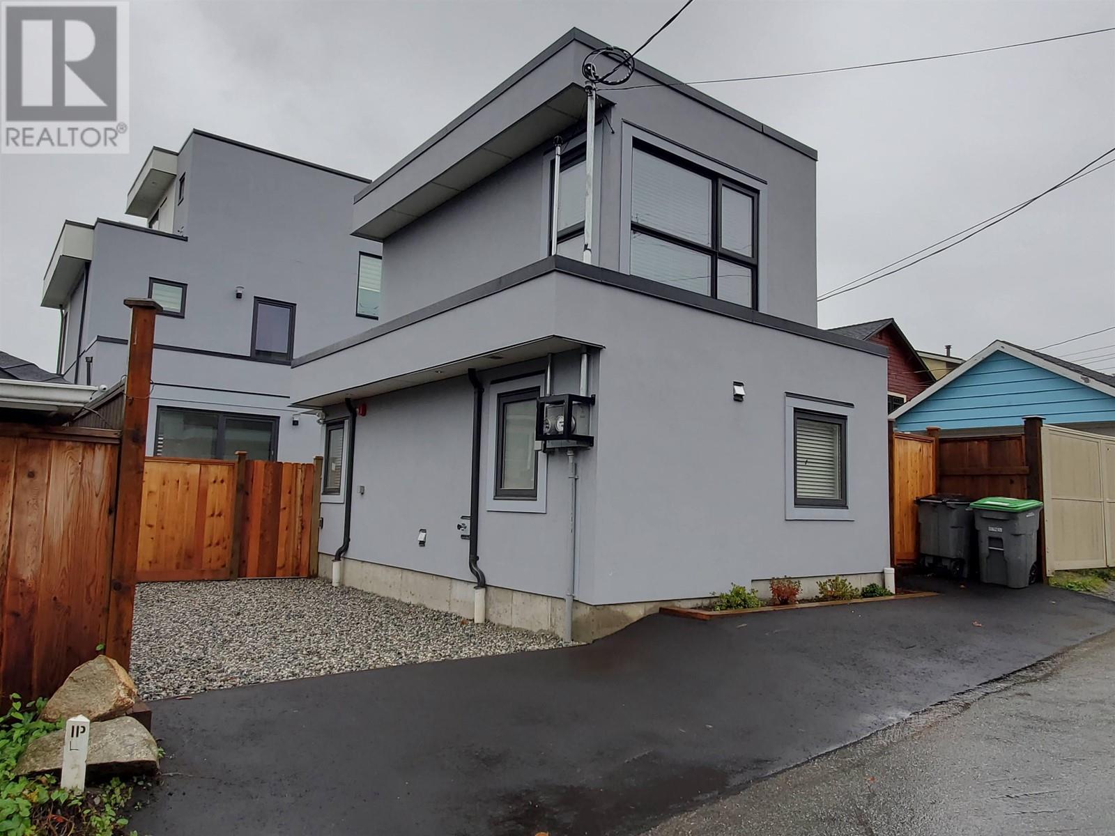 Laneway House 5167 Inverness Street, Vancouver, British Columbia  V5W 3N9 - Photo 1 - R2968179