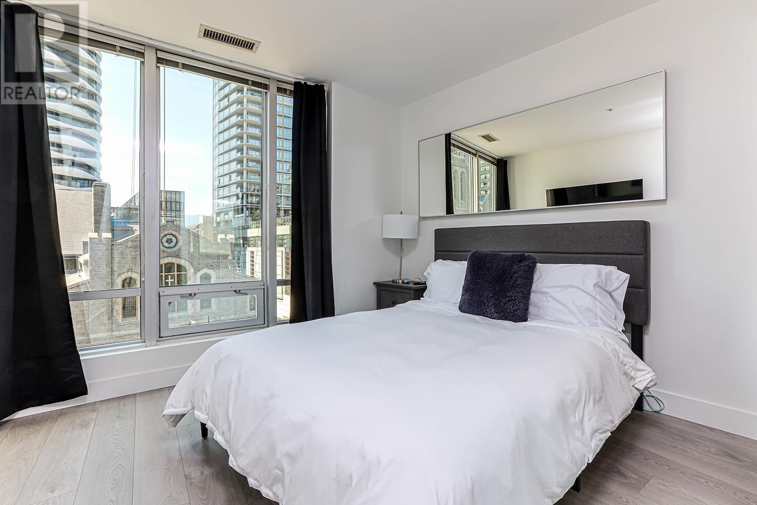 Listing Picture 10 of 20 : 307 989 NELSON STREET, Vancouver / 溫哥華 - 魯藝地產 Yvonne Lu Group - MLS Medallion Club Member