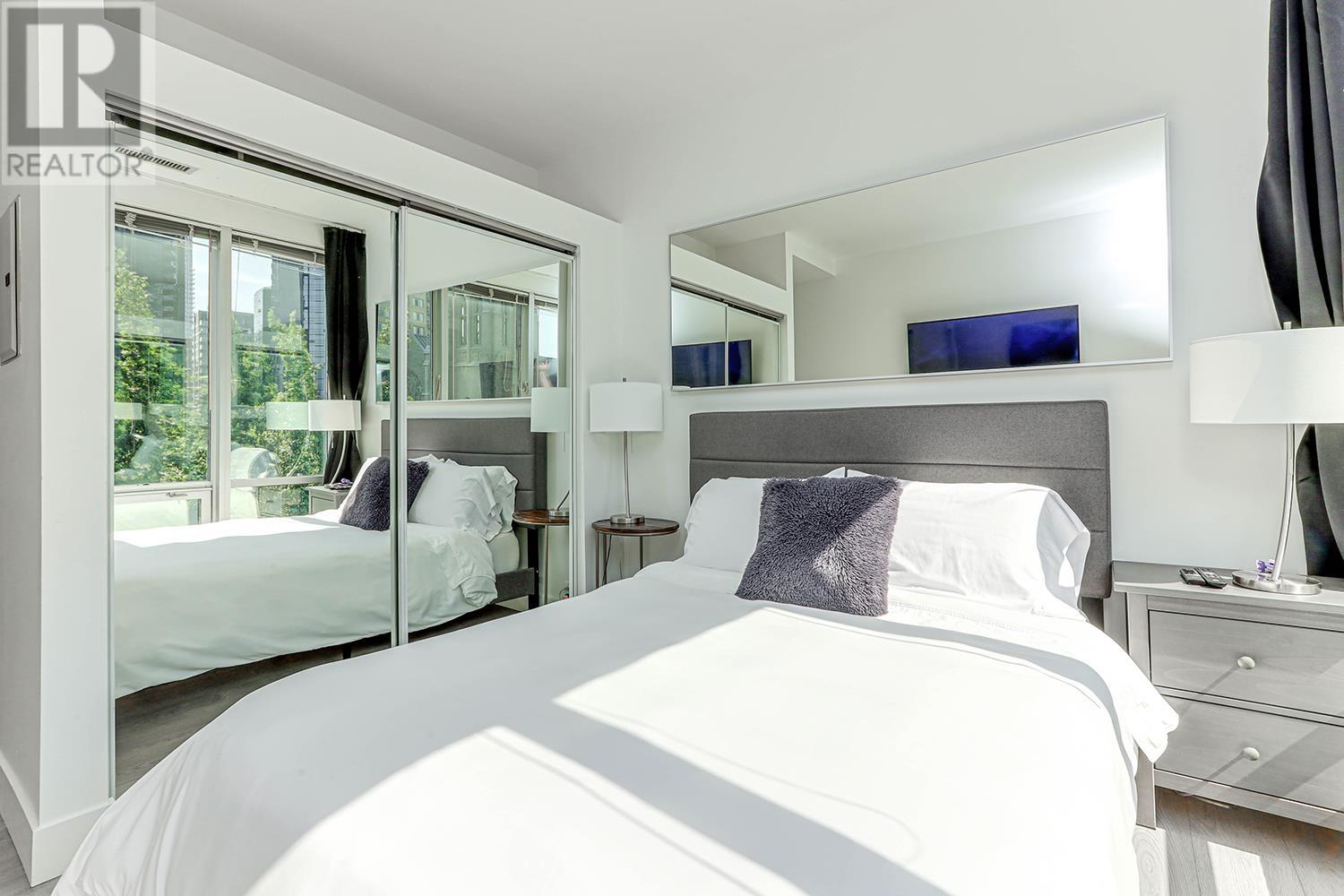 Listing Picture 14 of 20 : 307 989 NELSON STREET, Vancouver / 溫哥華 - 魯藝地產 Yvonne Lu Group - MLS Medallion Club Member