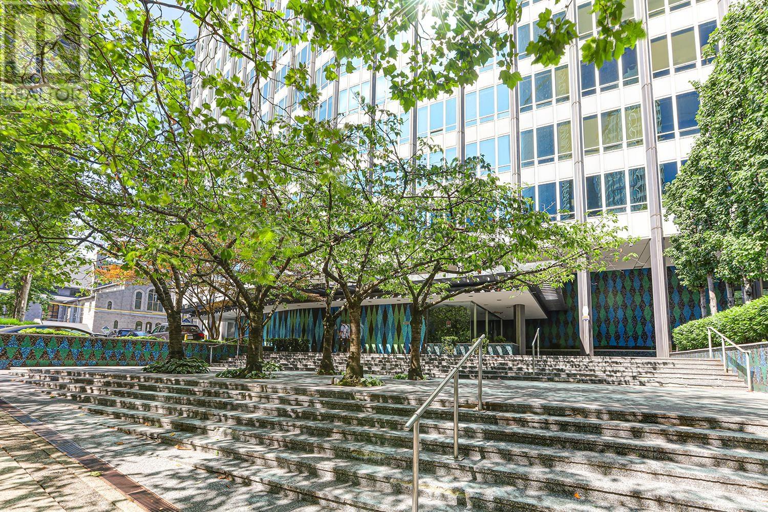 Listing Picture 19 of 20 : 307 989 NELSON STREET, Vancouver / 溫哥華 - 魯藝地產 Yvonne Lu Group - MLS Medallion Club Member