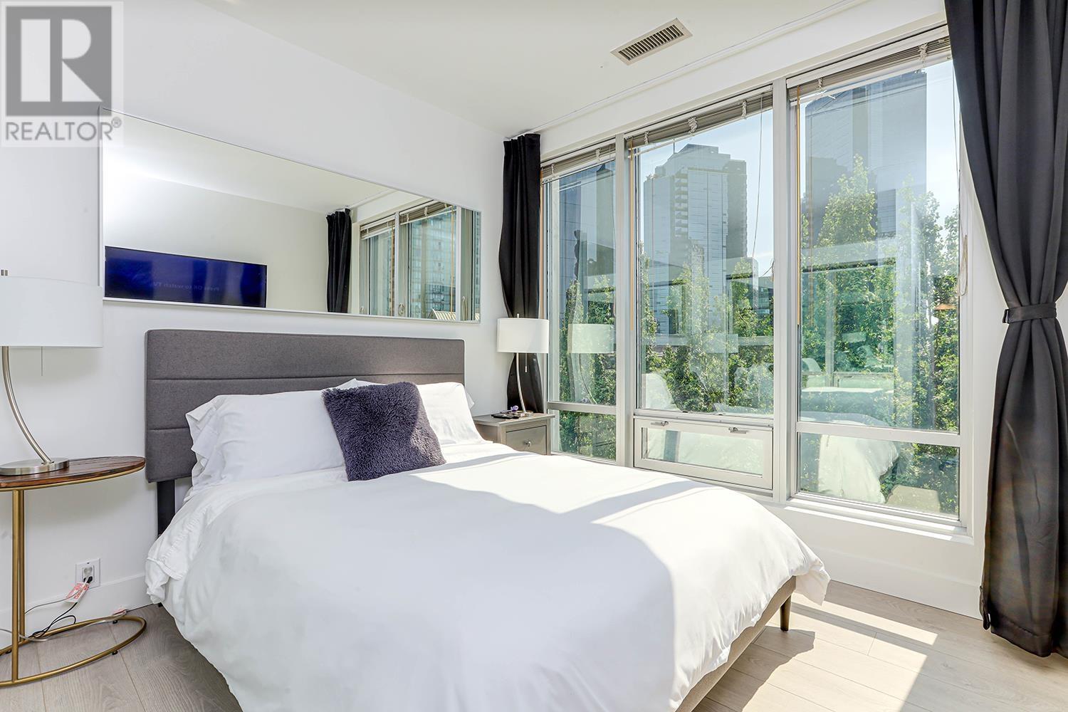 Listing Picture 13 of 20 : 307 989 NELSON STREET, Vancouver / 溫哥華 - 魯藝地產 Yvonne Lu Group - MLS Medallion Club Member