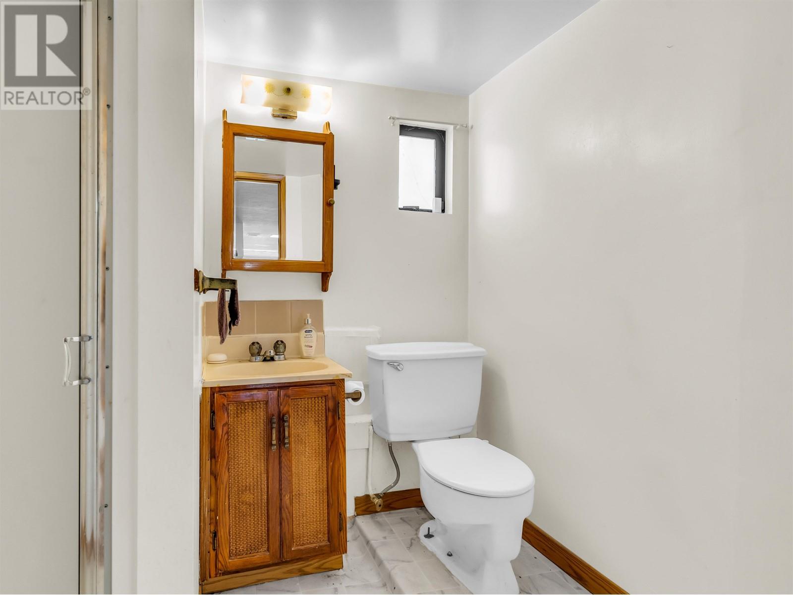 16 N Kaslo Street, Vancouver, British Columbia  V5K 3M8 - Photo 13 - R2966019