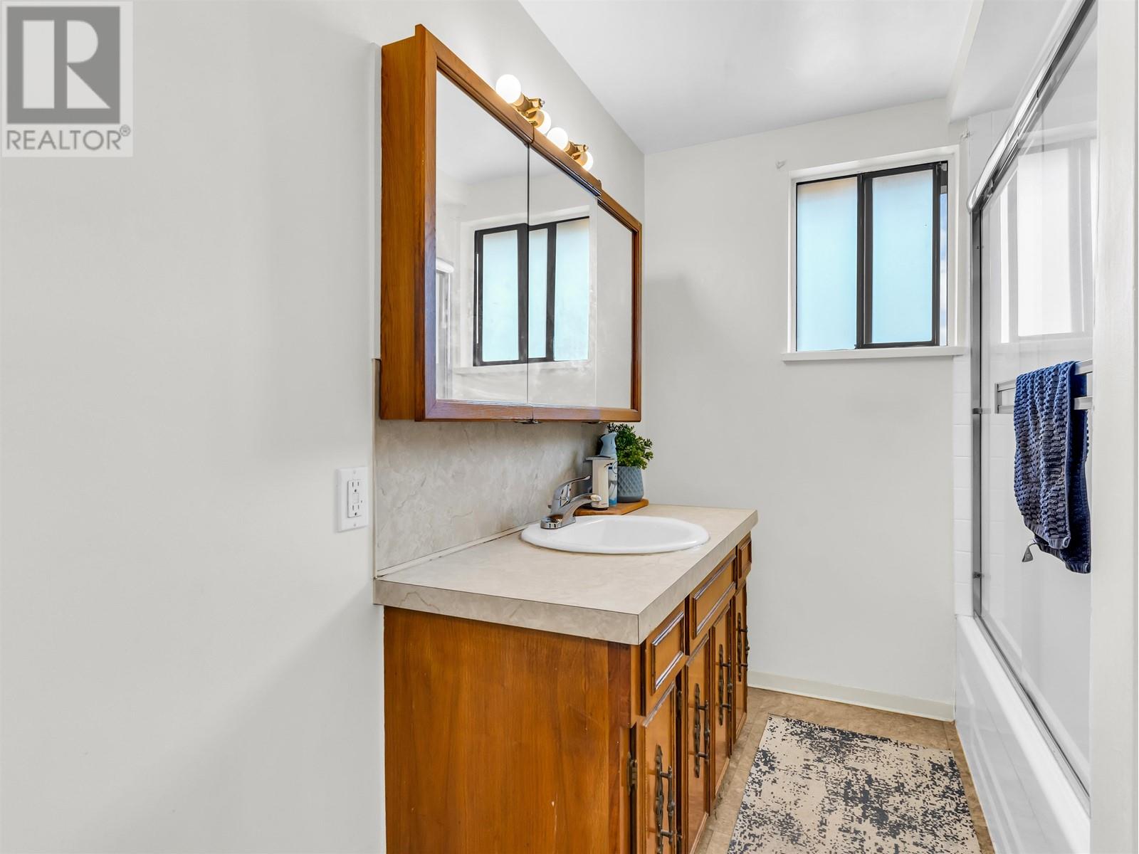 16 N Kaslo Street, Vancouver, British Columbia  V5K 3M8 - Photo 6 - R2966019