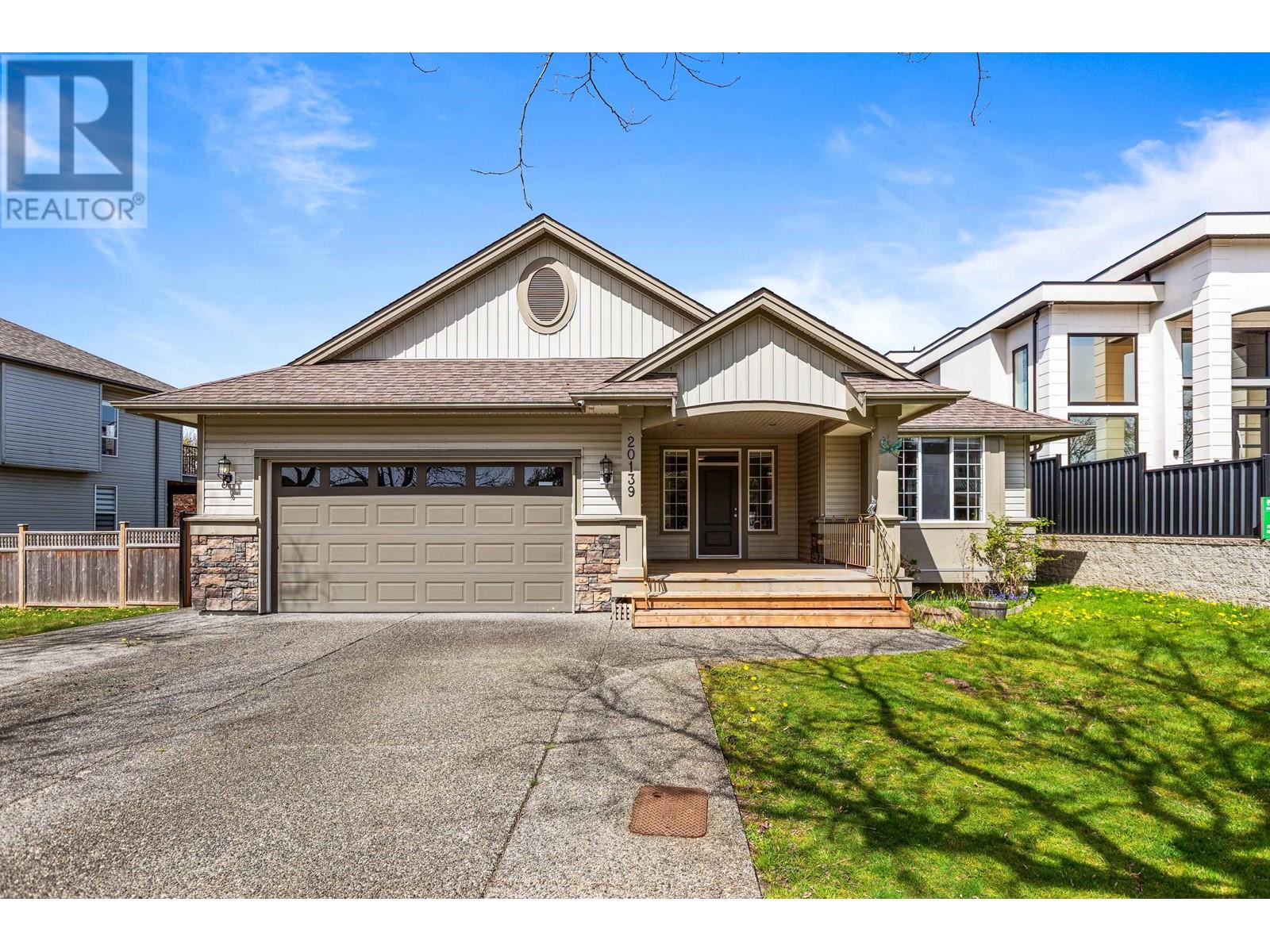 20139 Telep Avenue, Maple Ridge, British Columbia  V2X 3M4 - Photo 1 - R2968134