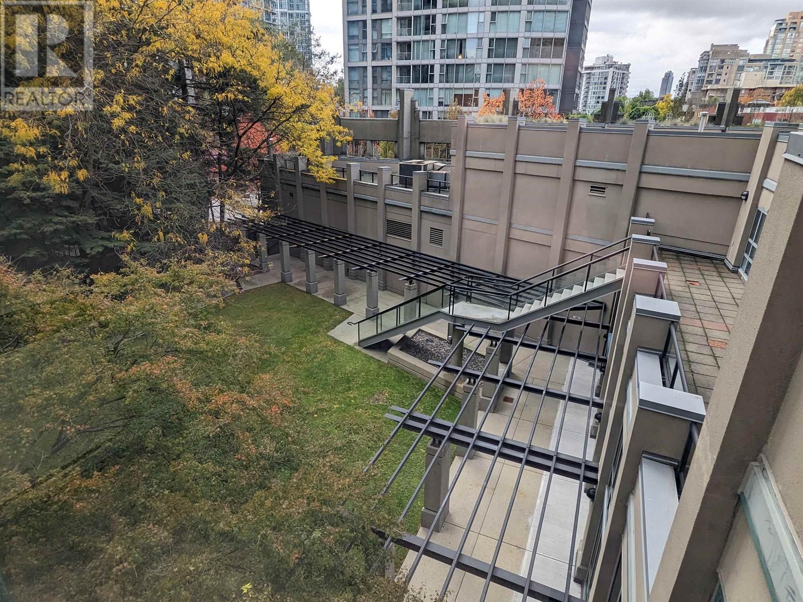 Listing Picture 6 of 18 : 303 950 CAMBIE STREET, Vancouver / 溫哥華 - 魯藝地產 Yvonne Lu Group - MLS Medallion Club Member