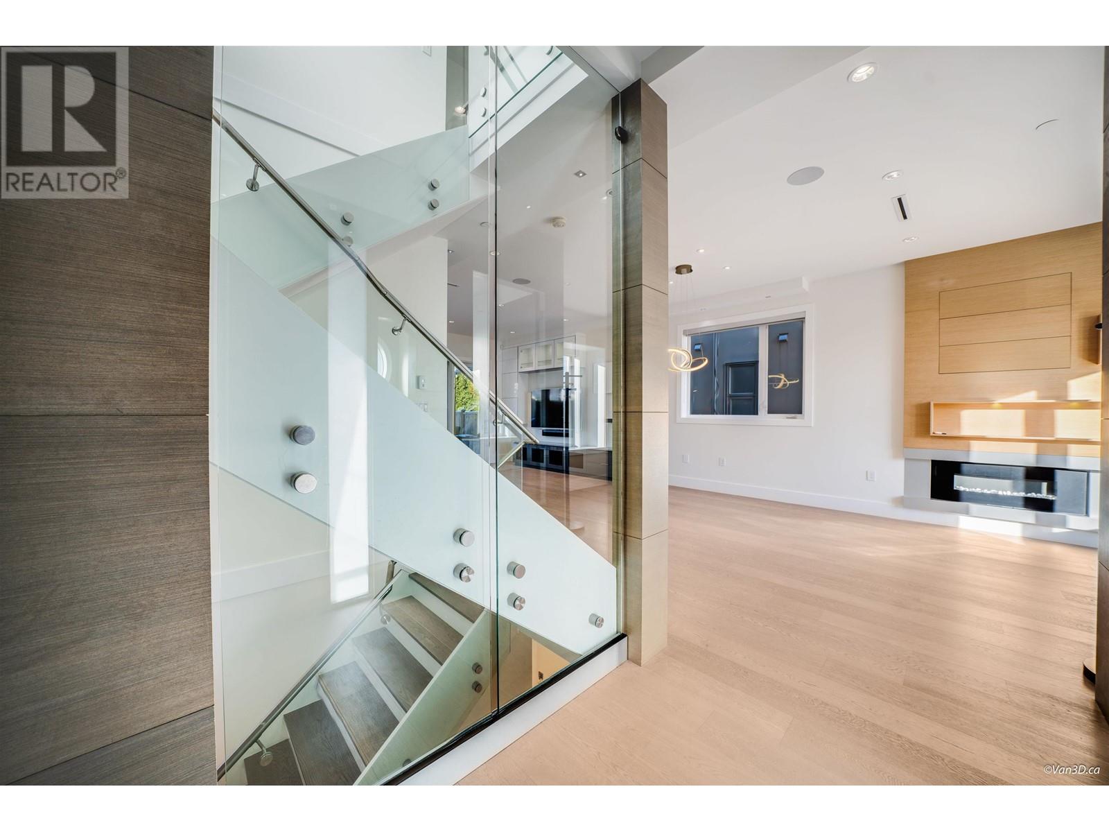 589 E 62nd Avenue, Vancouver, British Columbia  V5X 2G3 - Photo 18 - R2968091