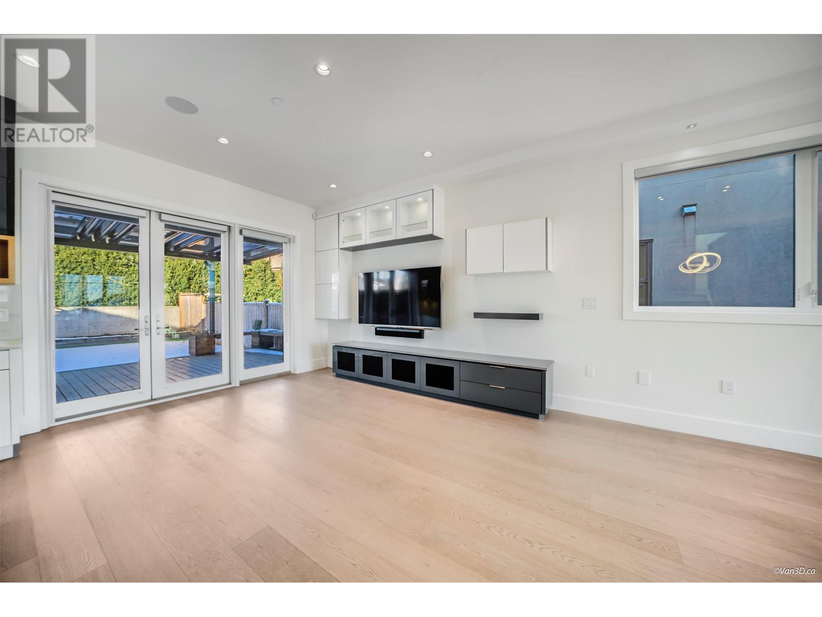 589 E 62nd Avenue, Vancouver, British Columbia  V5X 2G3 - Photo 8 - R2968091