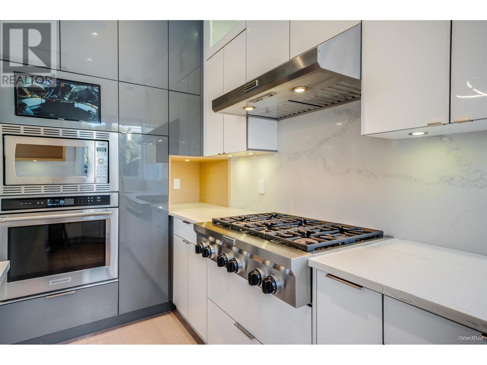 589 E 62nd Avenue, Vancouver, British Columbia  V5X 2G3 - Photo 12 - R2968091