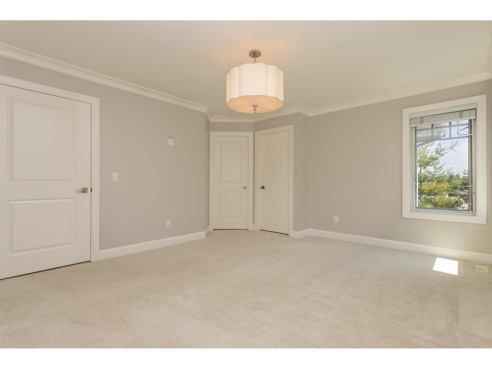 2202 Madrona Place, Surrey, British Columbia  V4A 7Z4 - Photo 15 - R2968098