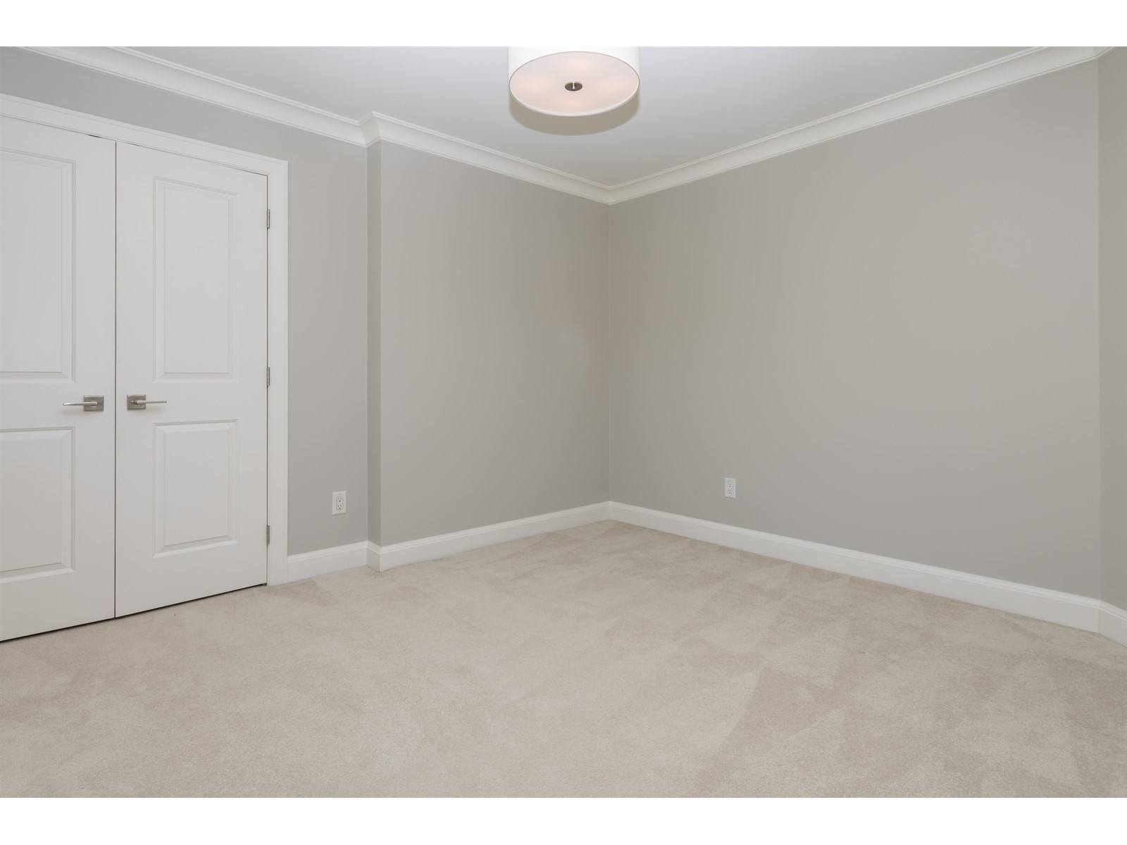 2202 Madrona Place, Surrey, British Columbia  V4A 7Z4 - Photo 21 - R2968098