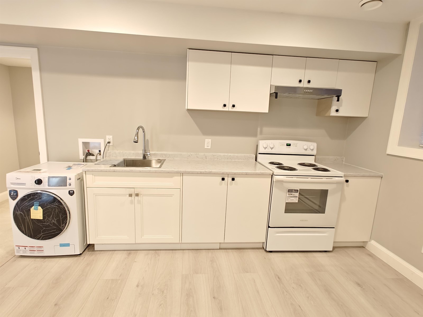 2202 Madrona Place, Surrey, British Columbia  V4A 7Z4 - Photo 28 - R2968098
