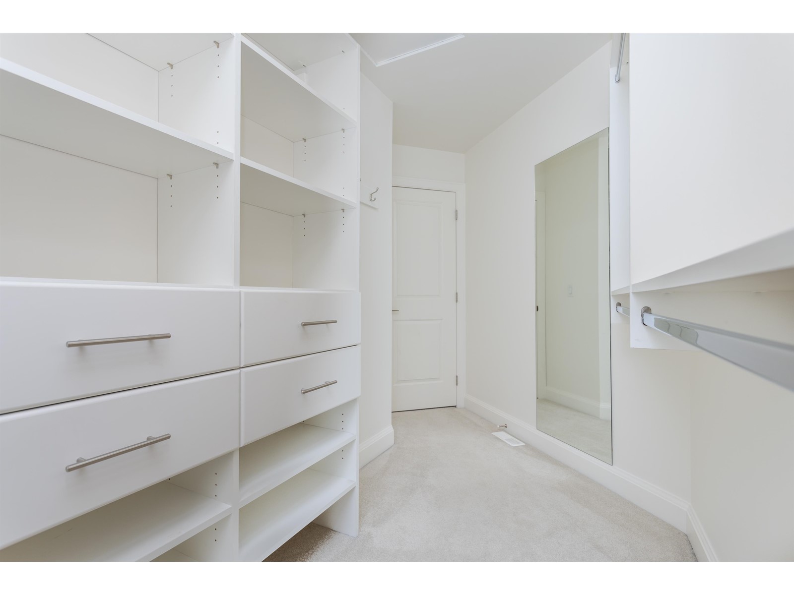2202 Madrona Place, Surrey, British Columbia  V4A 7Z4 - Photo 26 - R2968098