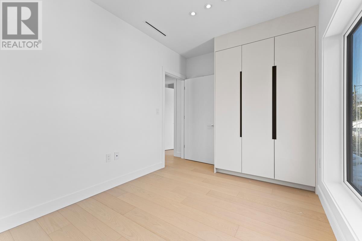2 1315 W 64th Avenue, Vancouver, British Columbia  V6P 2M9 - Photo 15 - R2968193