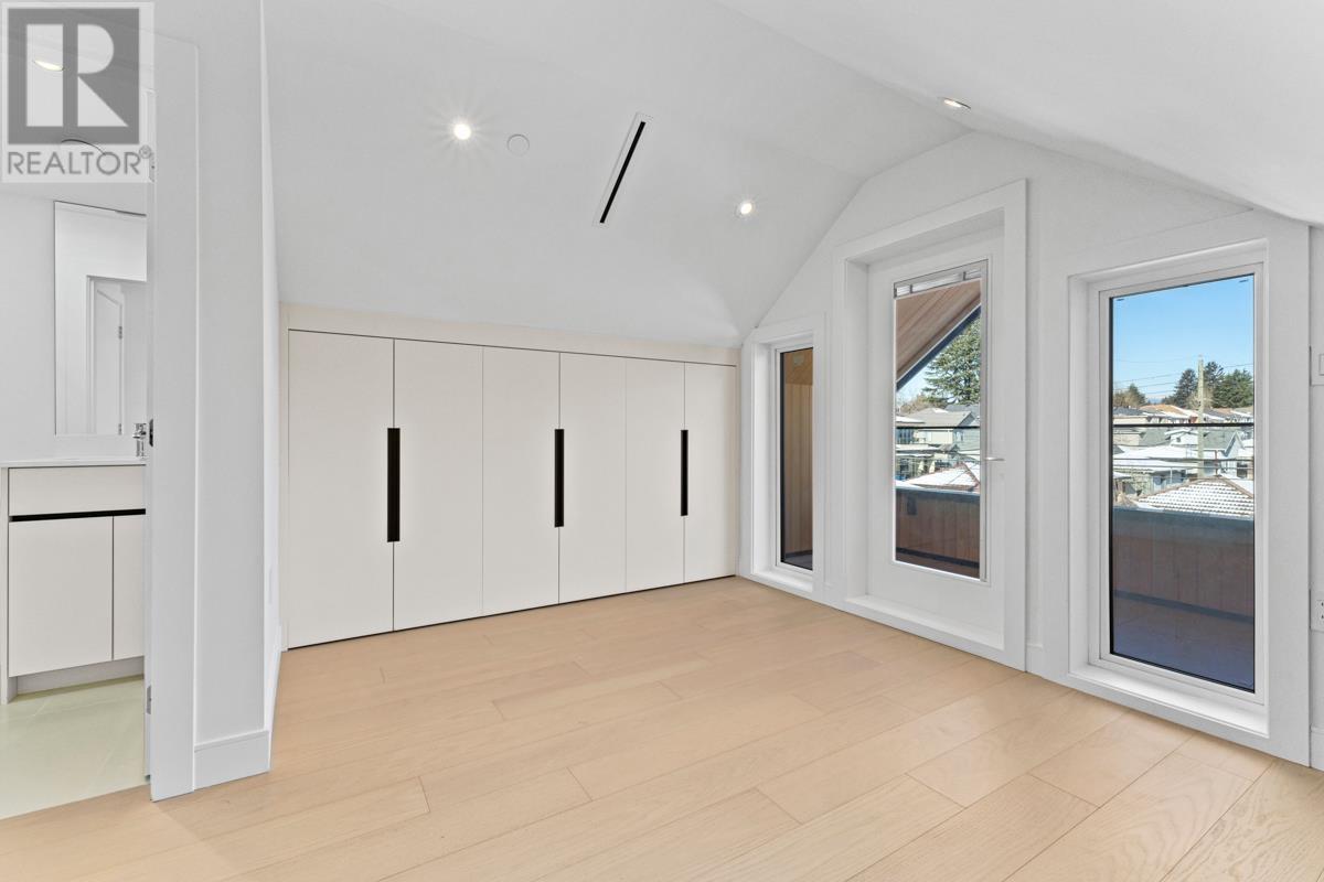 2 1315 W 64th Avenue, Vancouver, British Columbia  V6P 2M9 - Photo 17 - R2968193
