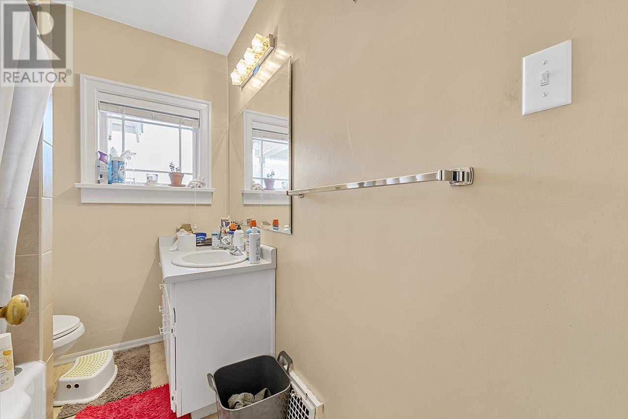 3229 W 24th Avenue, Vancouver, British Columbia  V6L 1R8 - Photo 15 - R2958389