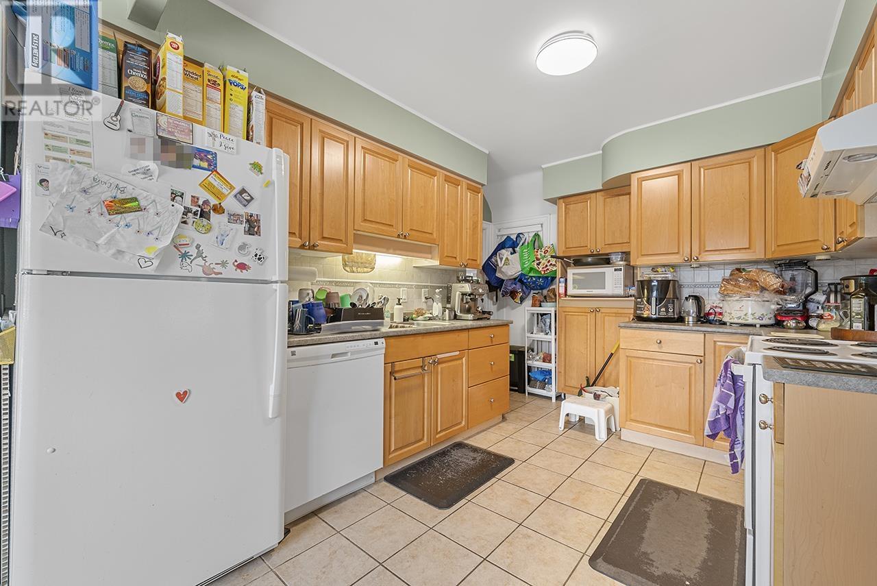 3229 W 24th Avenue, Vancouver, British Columbia  V6L 1R8 - Photo 11 - R2958389
