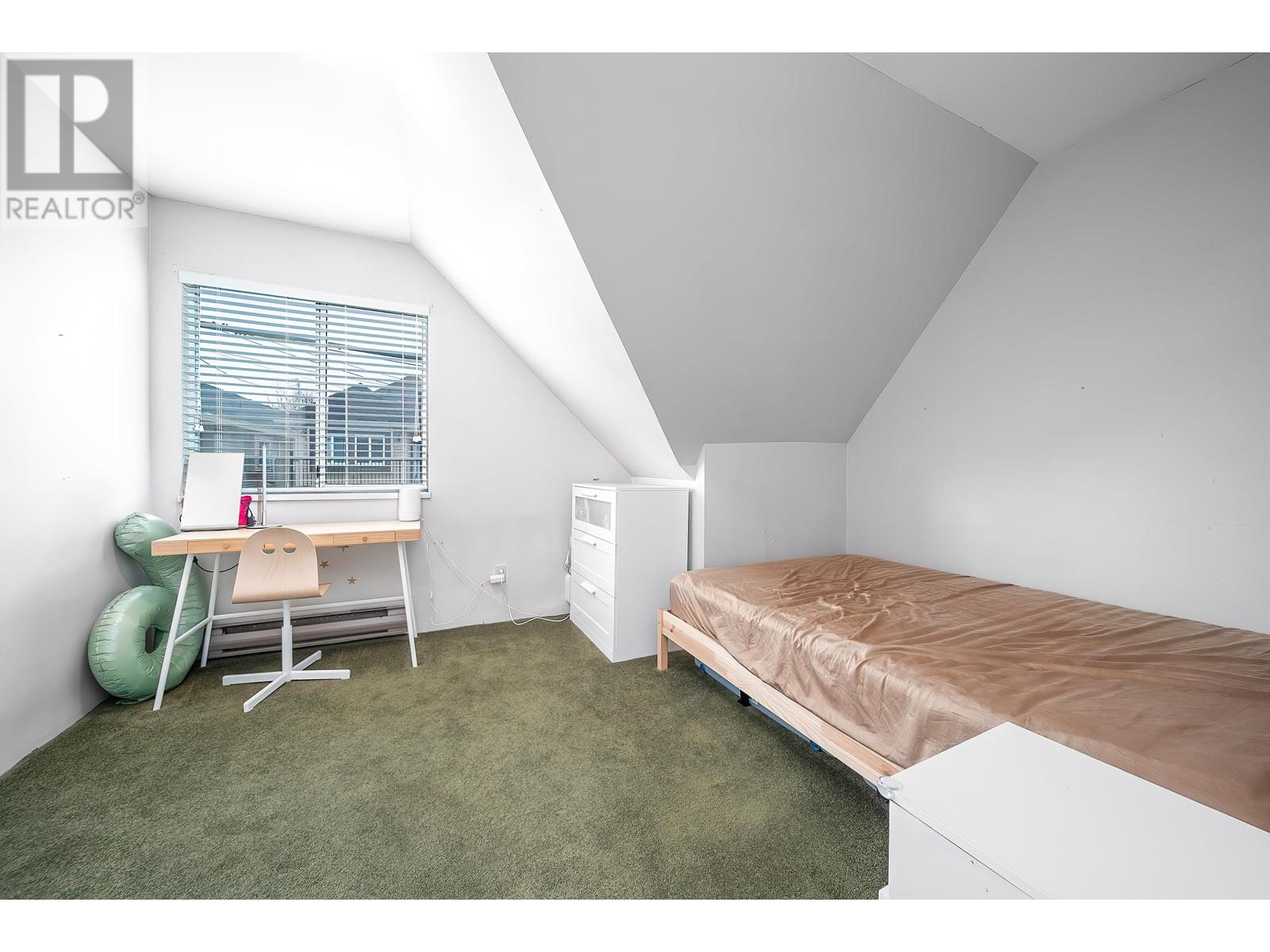 Listing Picture 19 of 30 : 9940 AQUILA ROAD, Richmond / 烈治文 - 魯藝地產 Yvonne Lu Group - MLS Medallion Club Member