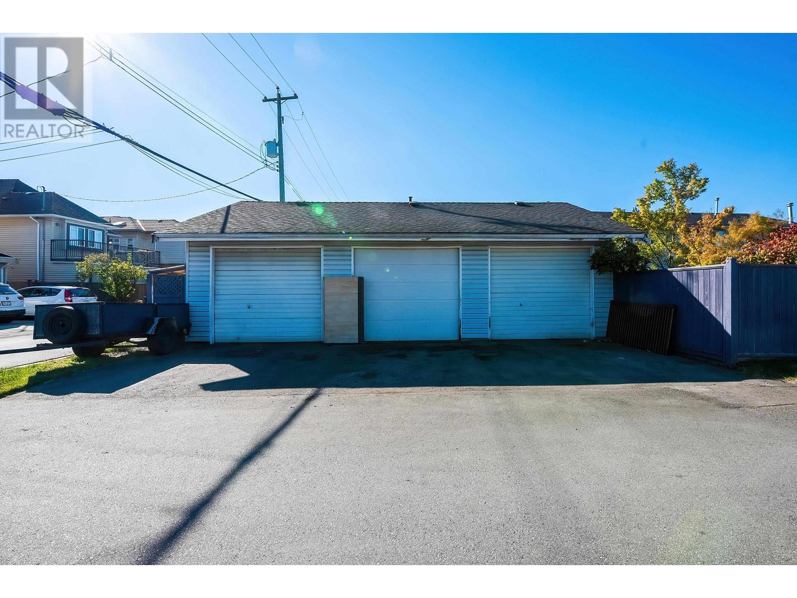 Listing Picture 29 of 30 : 9940 AQUILA ROAD, Richmond / 烈治文 - 魯藝地產 Yvonne Lu Group - MLS Medallion Club Member