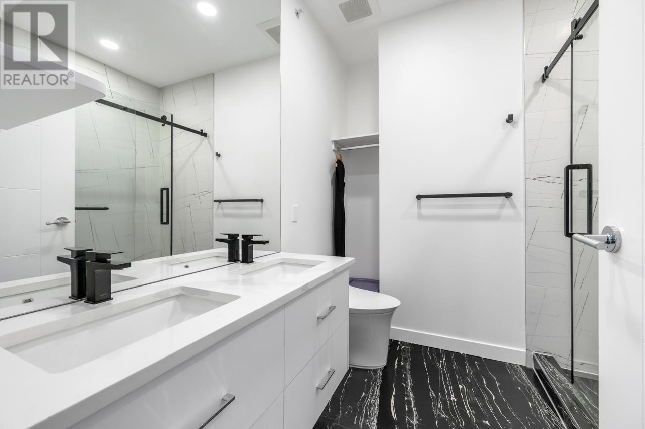 Listing Picture 12 of 17 : 7922 MANITOBA STREET, Vancouver / 溫哥華 - 魯藝地產 Yvonne Lu Group - MLS Medallion Club Member