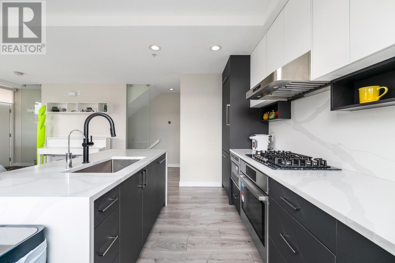 Listing Picture 5 of 17 : 7922 MANITOBA STREET, Vancouver / 溫哥華 - 魯藝地產 Yvonne Lu Group - MLS Medallion Club Member