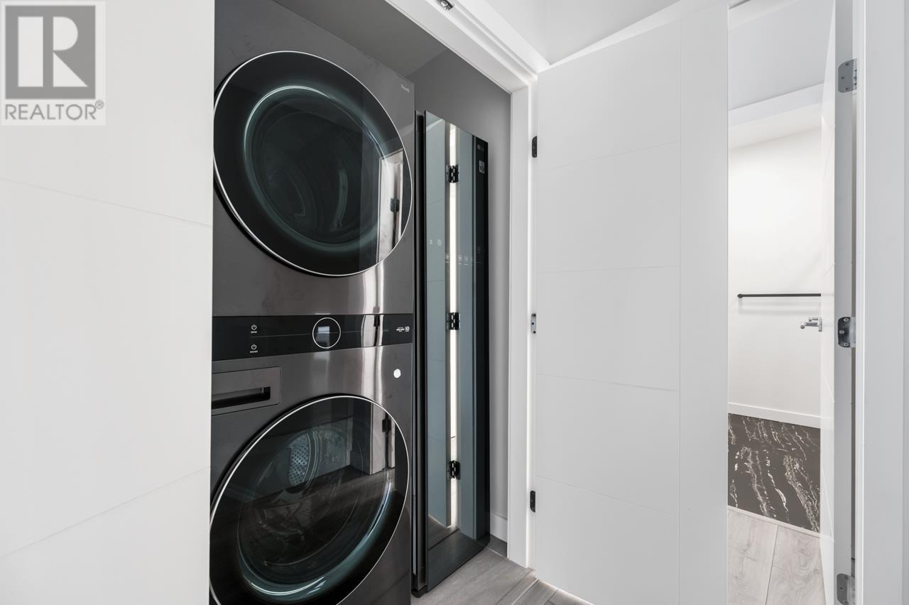 Listing Picture 15 of 17 : 7922 MANITOBA STREET, Vancouver / 溫哥華 - 魯藝地產 Yvonne Lu Group - MLS Medallion Club Member