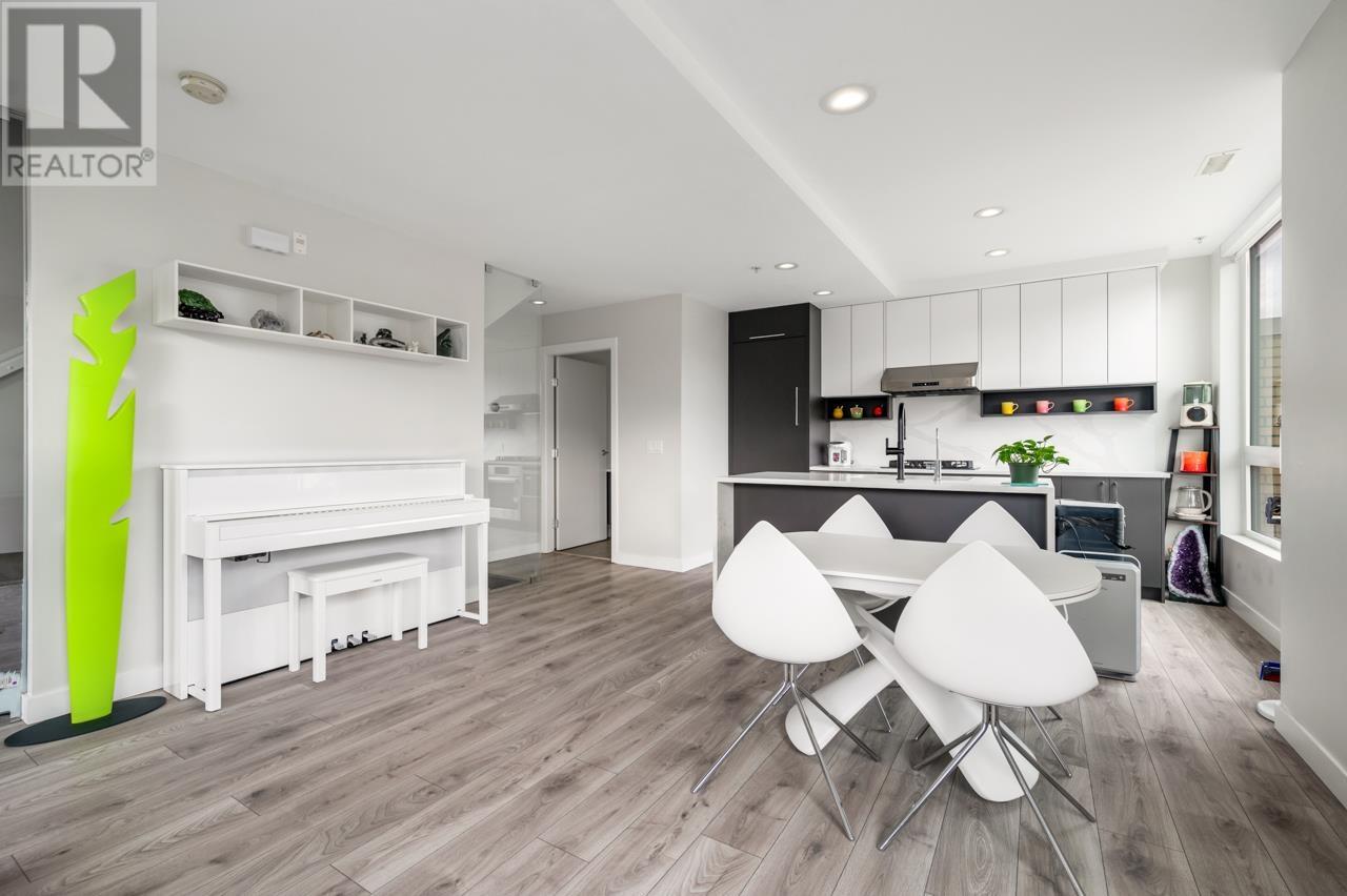 Listing Picture 6 of 17 : 7922 MANITOBA STREET, Vancouver / 溫哥華 - 魯藝地產 Yvonne Lu Group - MLS Medallion Club Member