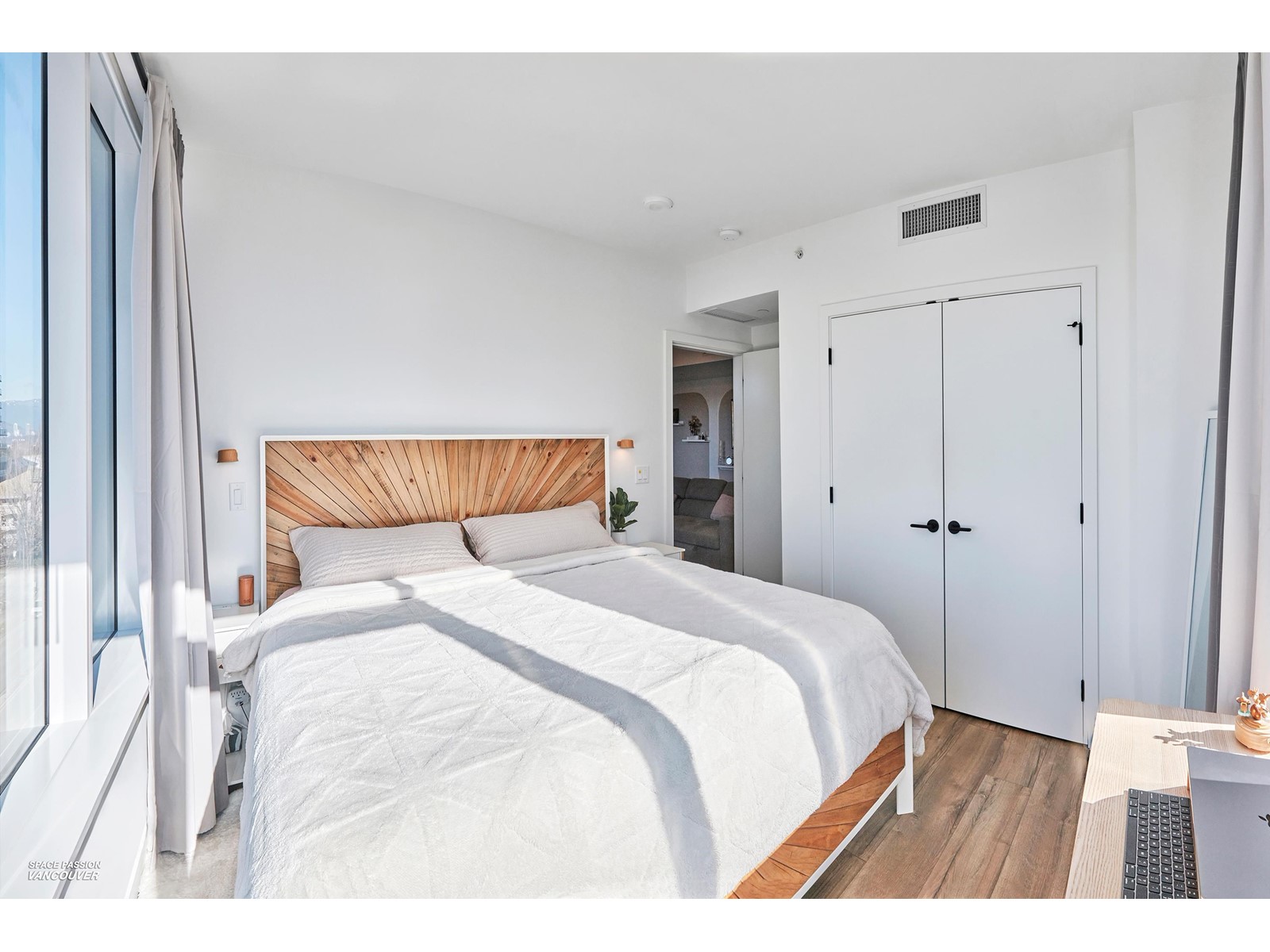 710 10448 University Drive, Surrey, British Columbia  V3T 0S7 - Photo 12 - R2968005