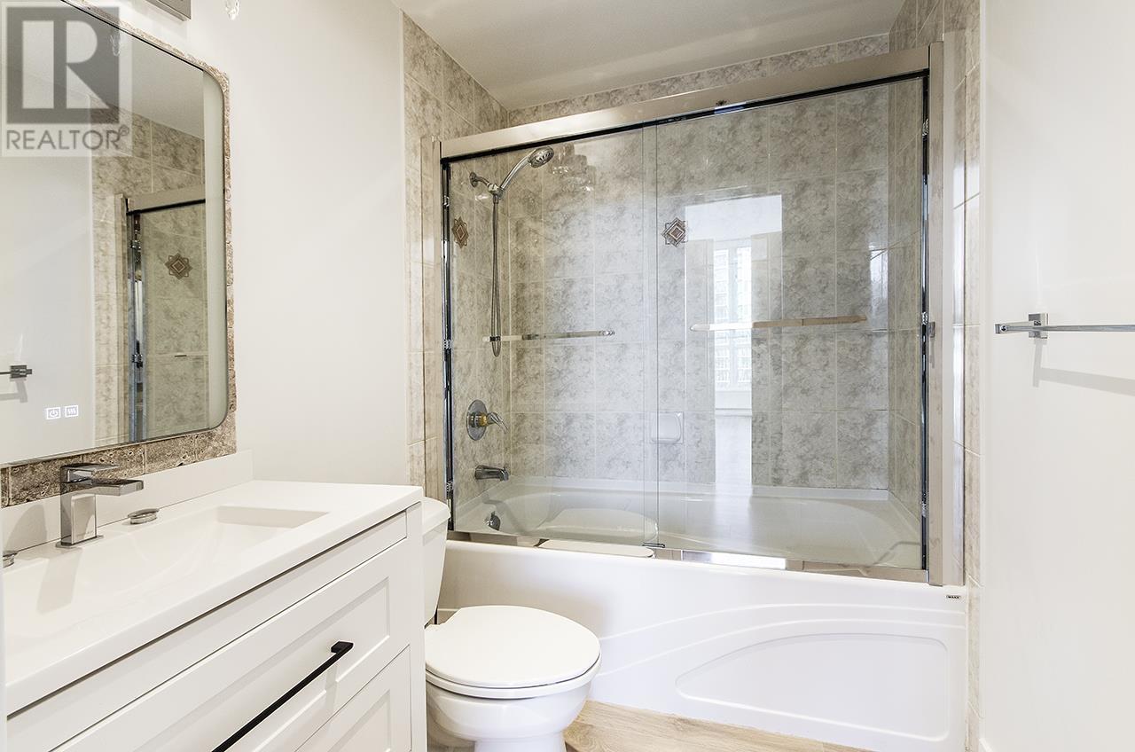 Listing Picture 11 of 30 : 1904 1239 W GEORGIA STREET, Vancouver / 溫哥華 - 魯藝地產 Yvonne Lu Group - MLS Medallion Club Member