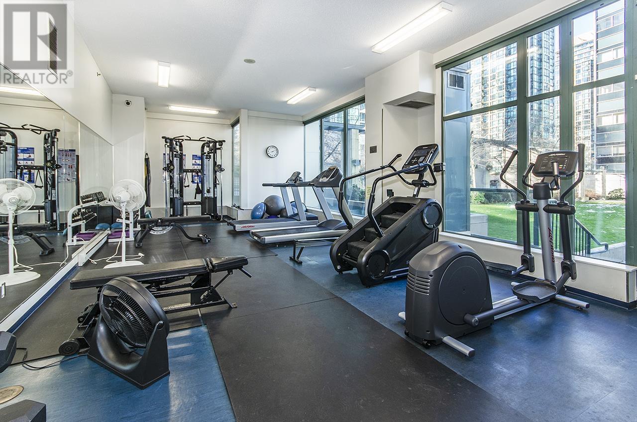 Listing Picture 19 of 30 : 1904 1239 W GEORGIA STREET, Vancouver / 溫哥華 - 魯藝地產 Yvonne Lu Group - MLS Medallion Club Member