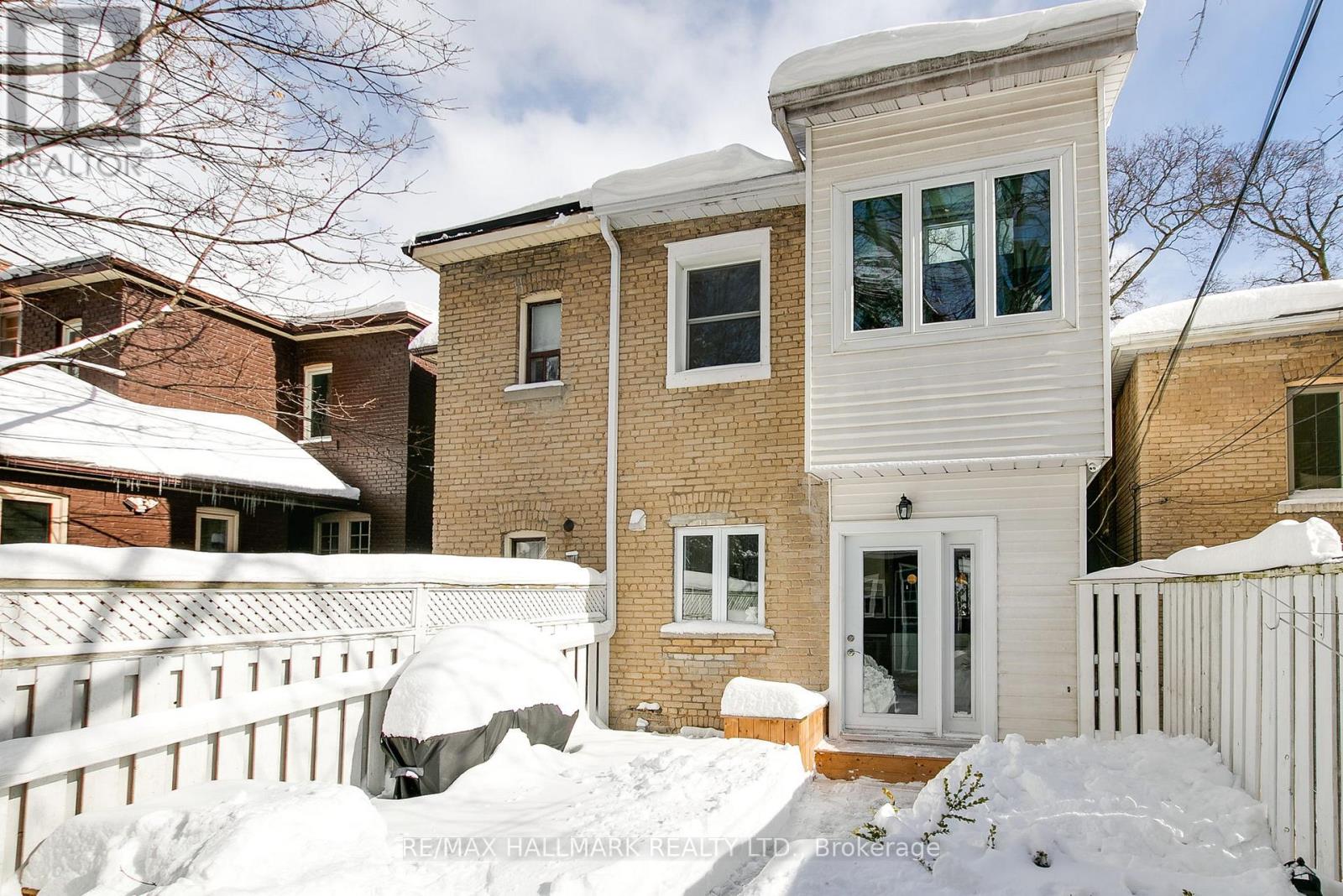 10 Kingsmount Park Road, Toronto, Ontario  M4L 3L1 - Photo 17 - E11976855