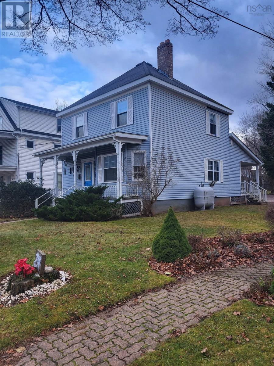 28 Victoria Street, Truro, Nova Scotia  B2N 1Y6 - Photo 2 - 202424700