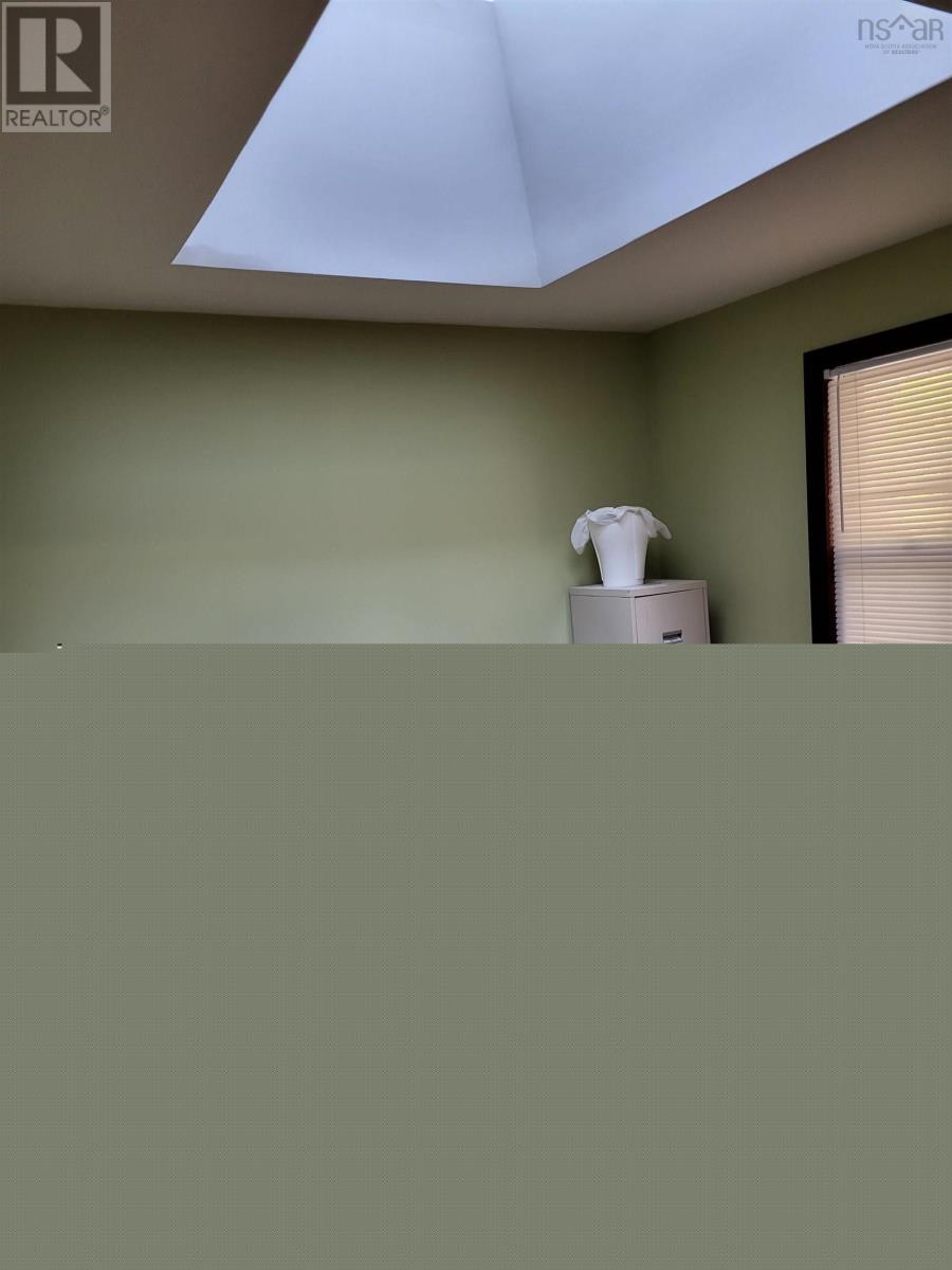 28 Victoria Street, Truro, Nova Scotia  B2N 1Y6 - Photo 11 - 202424706