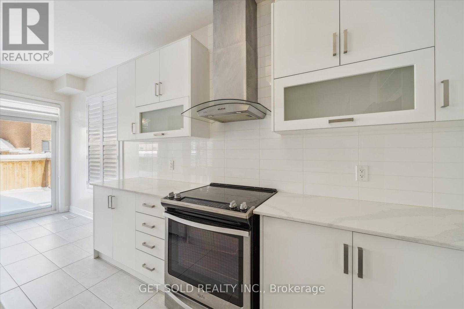 144 Vanier Street, Whitby, Ontario  L1R 0N3 - Photo 13 - E11977962