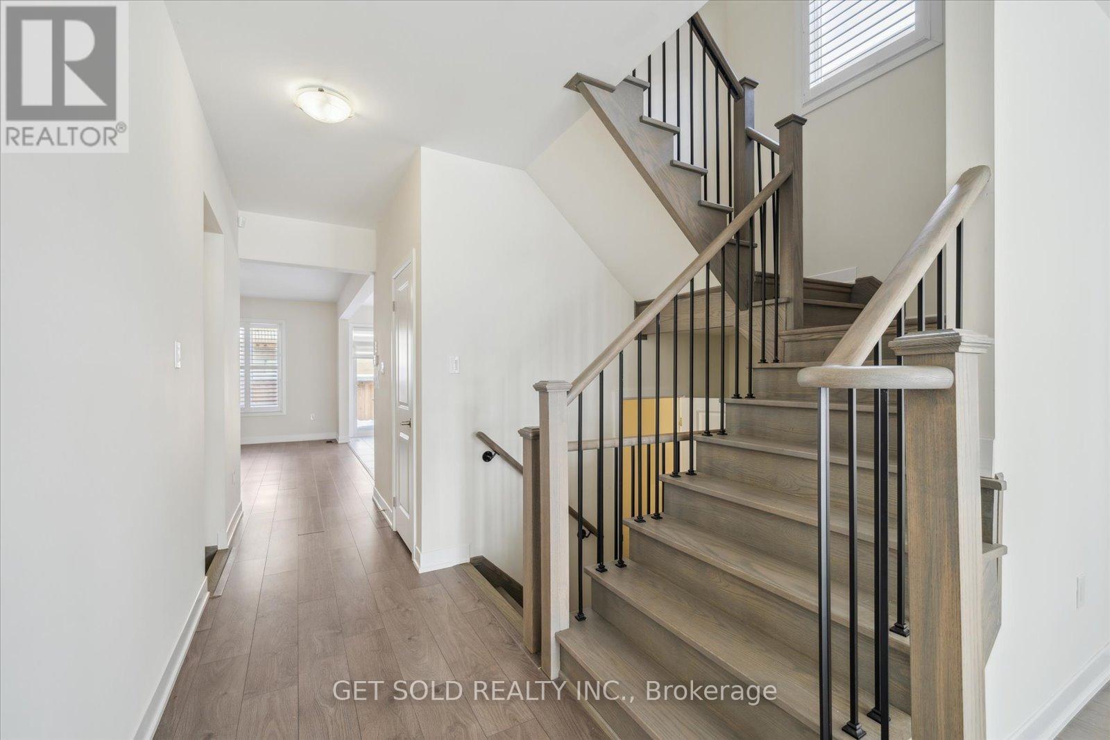 144 Vanier Street, Whitby, Ontario  L1R 0N3 - Photo 6 - E11977962