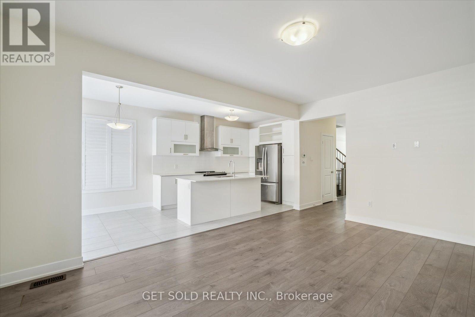 144 Vanier Street, Whitby, Ontario  L1R 0N3 - Photo 9 - E11977962