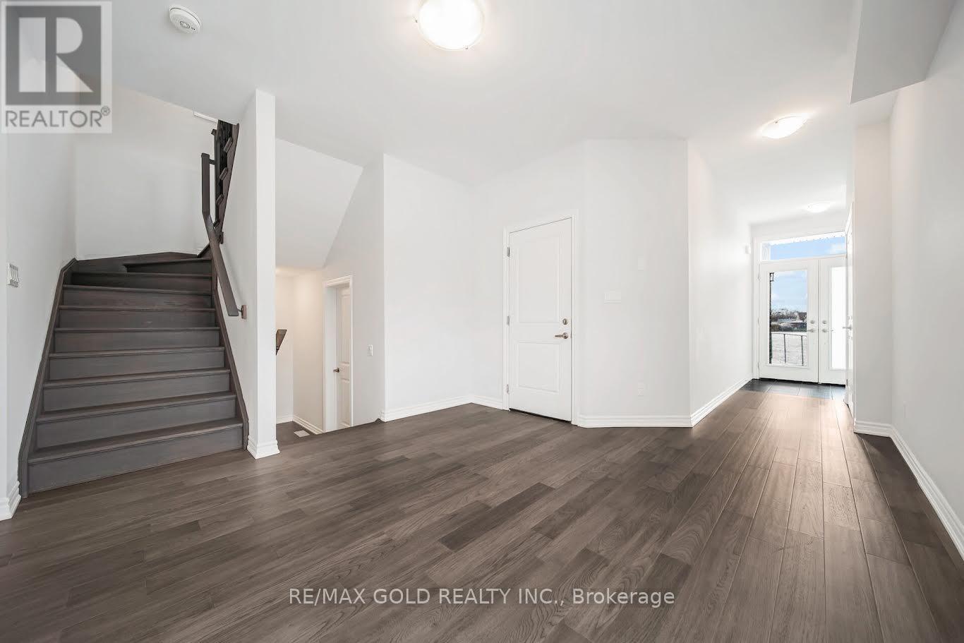 Property at 3 CAROLINE STREET image 4