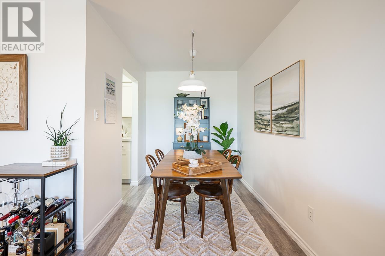 Listing Picture 6 of 37 : 211 1429 E 4TH AVENUE, Vancouver / 溫哥華 - 魯藝地產 Yvonne Lu Group - MLS Medallion Club Member