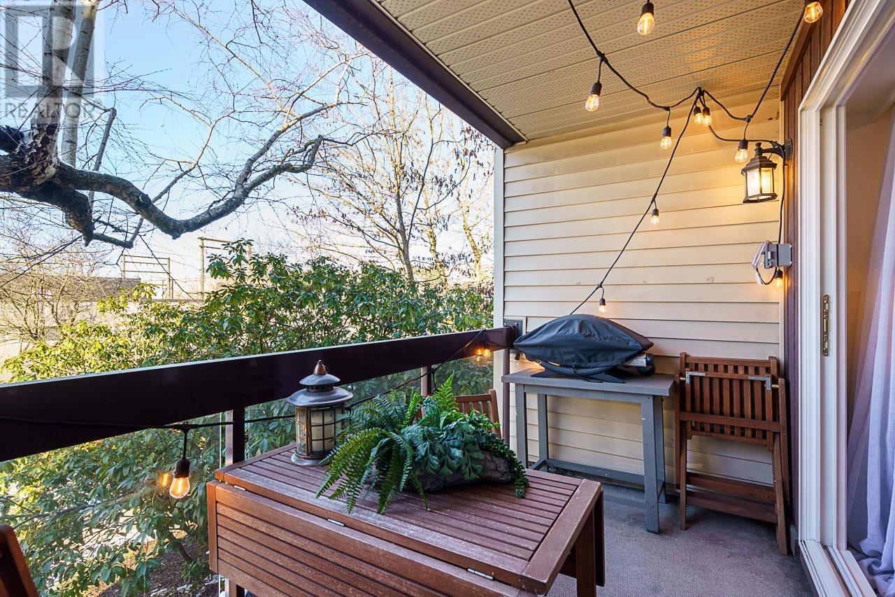 Listing Picture 25 of 37 : 211 1429 E 4TH AVENUE, Vancouver / 溫哥華 - 魯藝地產 Yvonne Lu Group - MLS Medallion Club Member