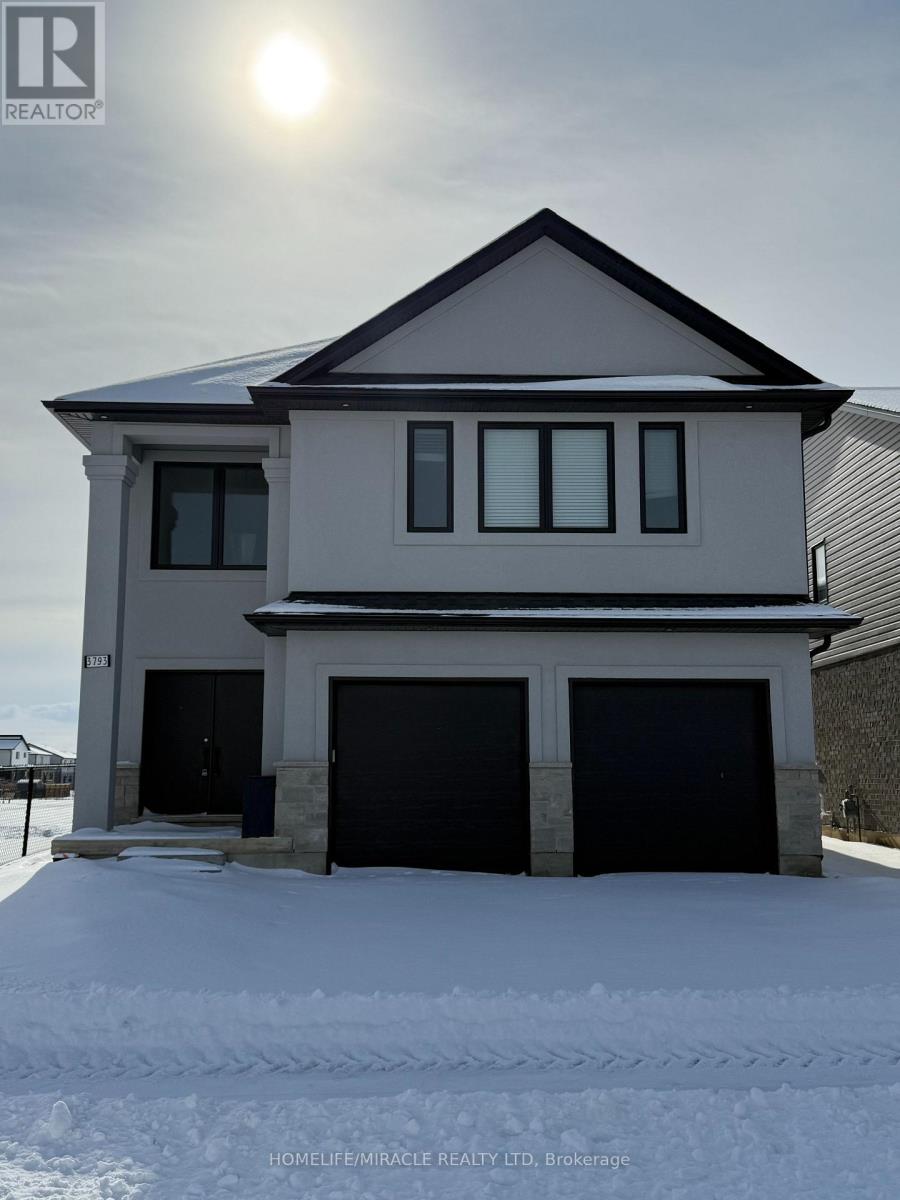 Property at 3793 SOMERSTON CRESCENT image 2