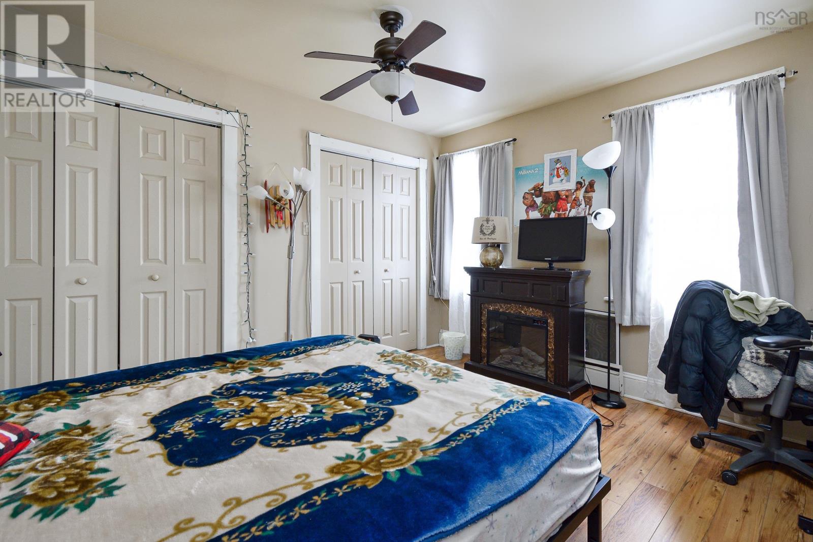 98 Center Street, Sydney, Nova Scotia  B1P 2H2 - Photo 20 - 202503145