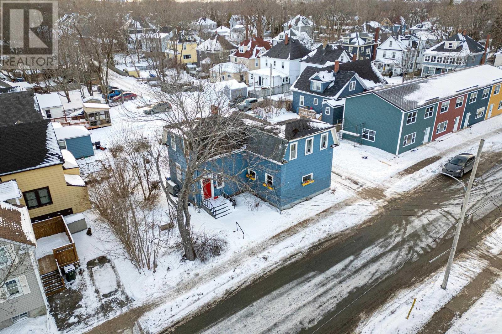 98 Center Street, Sydney, Nova Scotia  B1P 2H2 - Photo 29 - 202503145