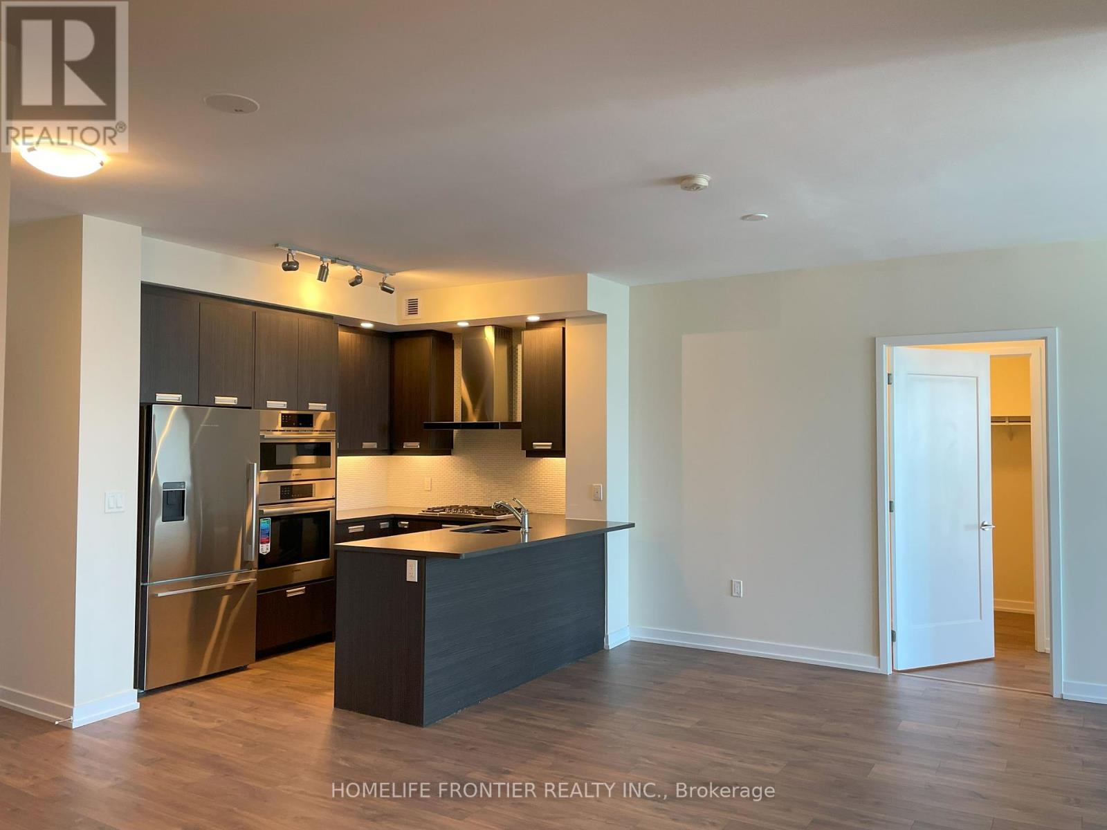 Property at 4603 - 99 JOHN STREET image 1