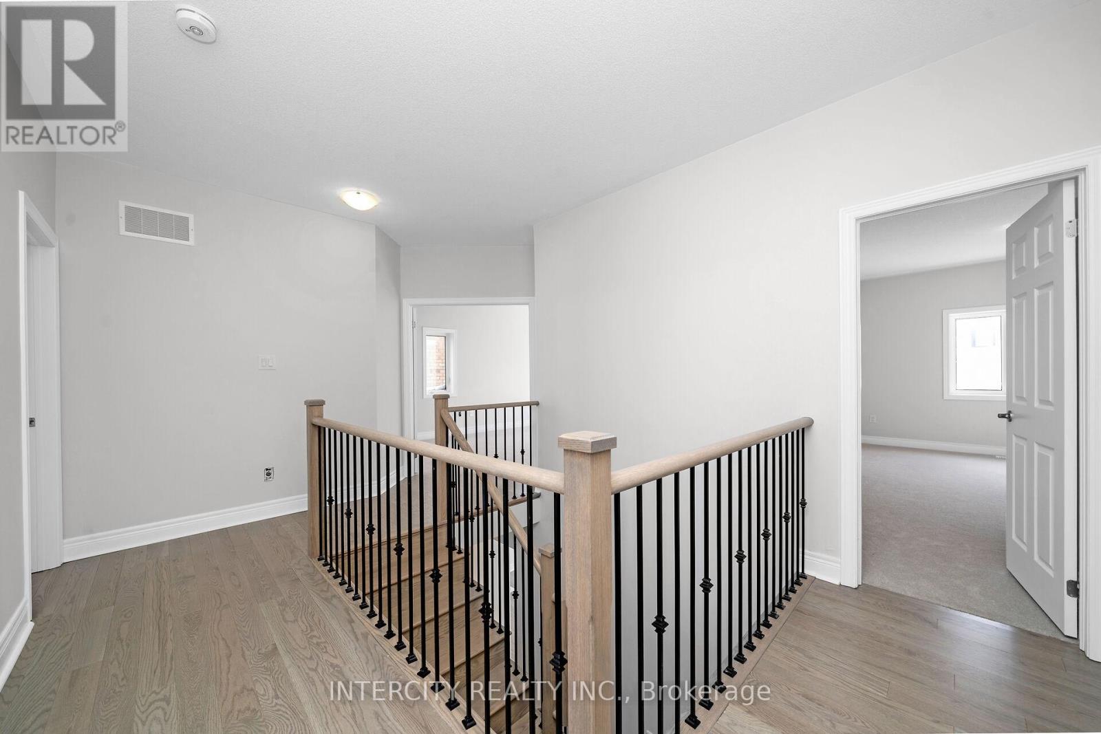 66 Claremont Drive, Brampton, Ontario  L6R 4G3 - Photo 32 - W11977549