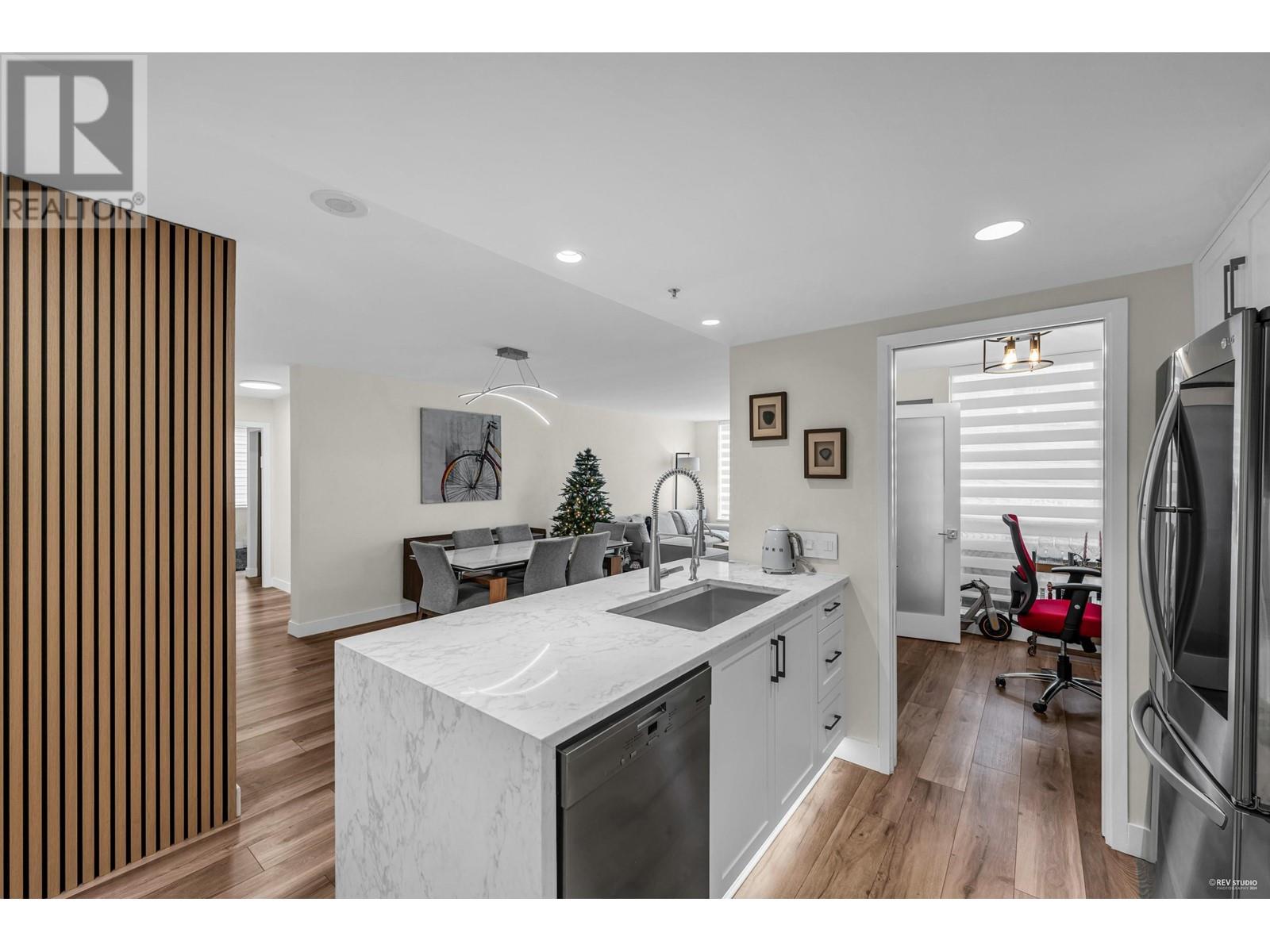 210 1485 W 6th Avenue, Vancouver, British Columbia  V6H 4G1 - Photo 3 - R2968197