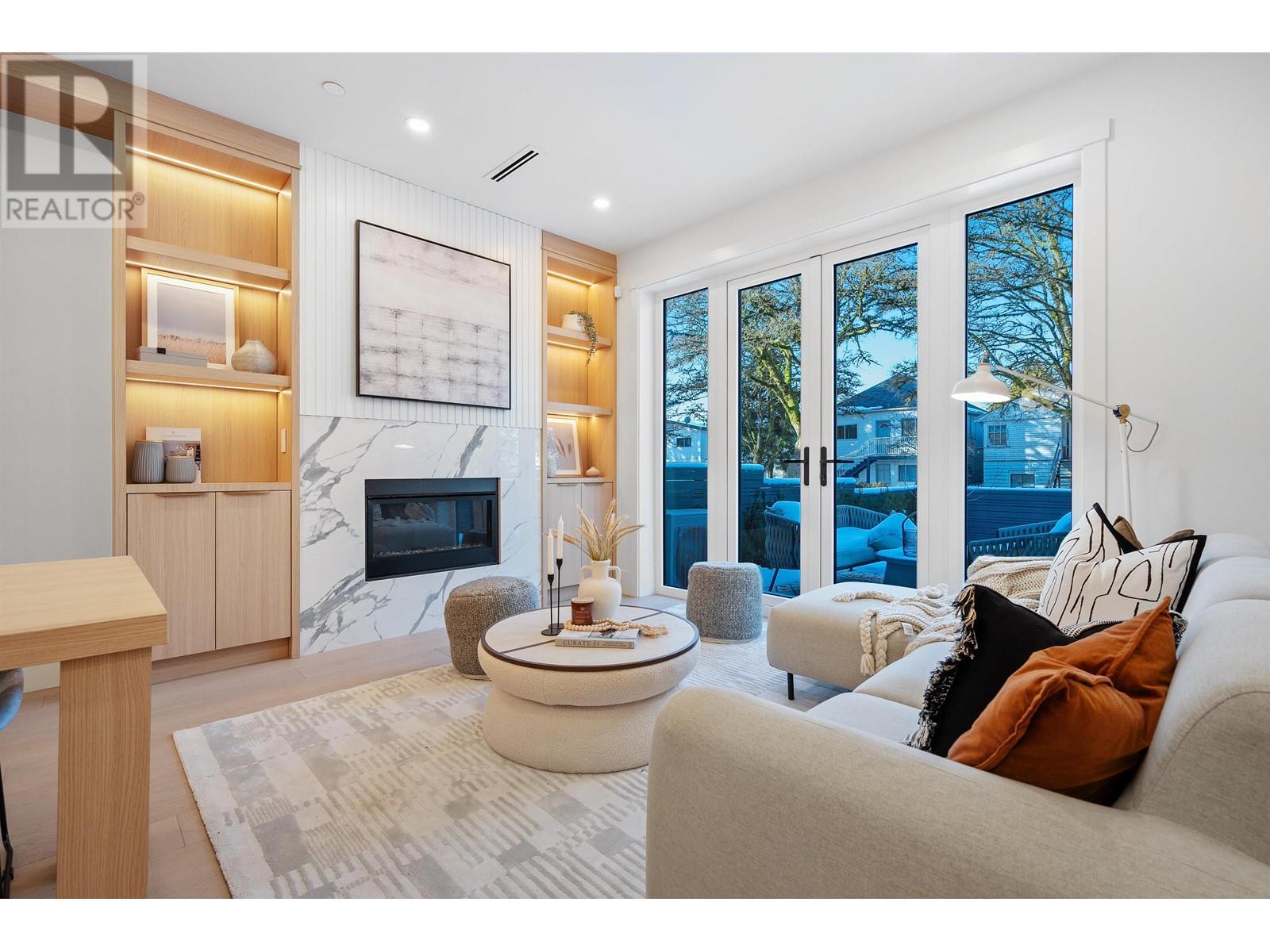 Listing Picture 15 of 40 : 1 462 E 19TH AVENUE, Vancouver / 溫哥華 - 魯藝地產 Yvonne Lu Group - MLS Medallion Club Member