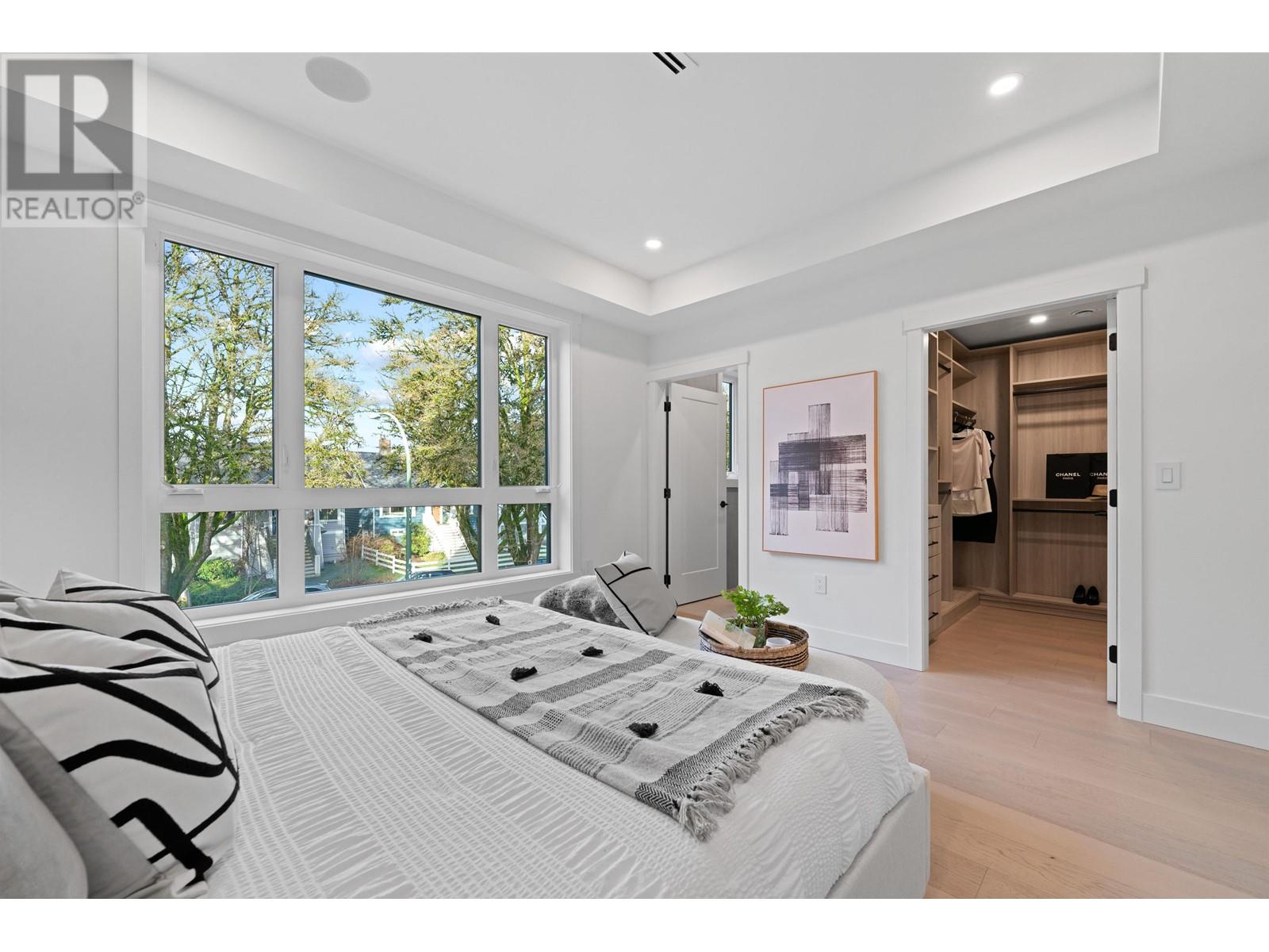 Listing Picture 20 of 40 : 1 462 E 19TH AVENUE, Vancouver / 溫哥華 - 魯藝地產 Yvonne Lu Group - MLS Medallion Club Member