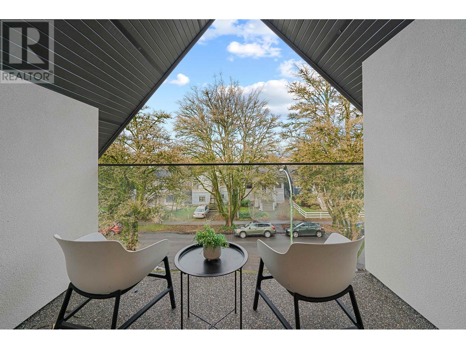 Listing Picture 36 of 40 : 1 462 E 19TH AVENUE, Vancouver / 溫哥華 - 魯藝地產 Yvonne Lu Group - MLS Medallion Club Member